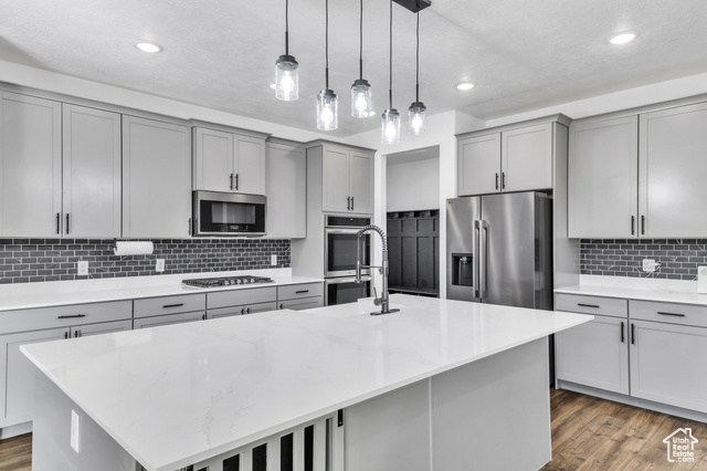 Photo 8 for MLS #2115129 at 674 S Meade St