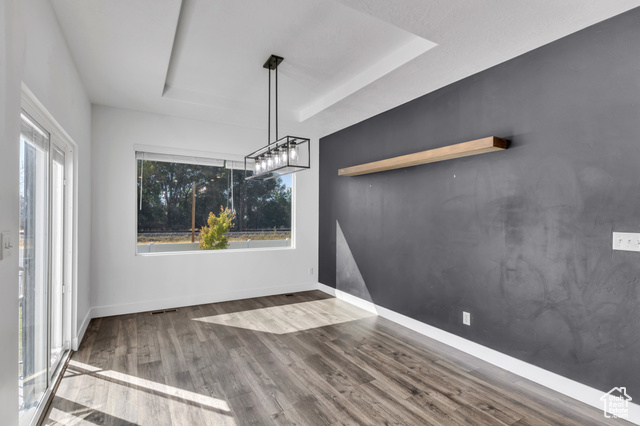 Photo 12 for MLS #2115129 at 674 S Meade St
