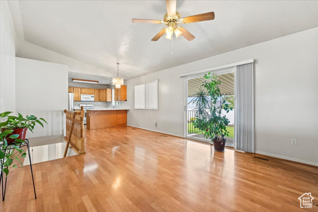 Photo 7 for MLS #2115134 at 4831 S 3475 West