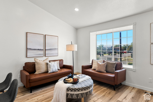 Photo 4 for MLS #2115141 at 1060 N 150 West