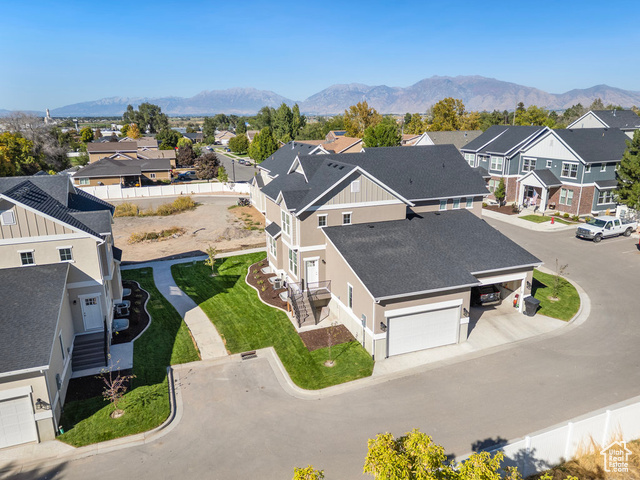 Photo 8 for MLS #2115142 at 443 E 450 North