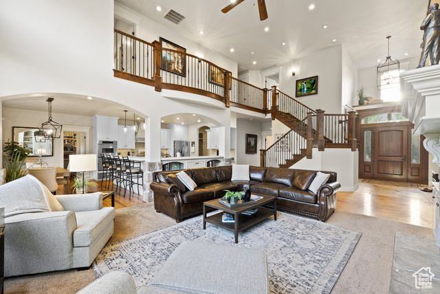 Photo 5 for MLS #2115168 at 3524 Glennwood Cir