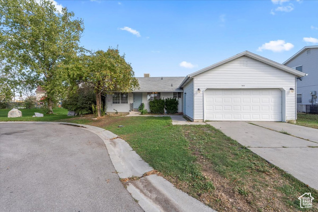 Photo 3 for MLS #2115171 at 2933 S Roundtable Rd