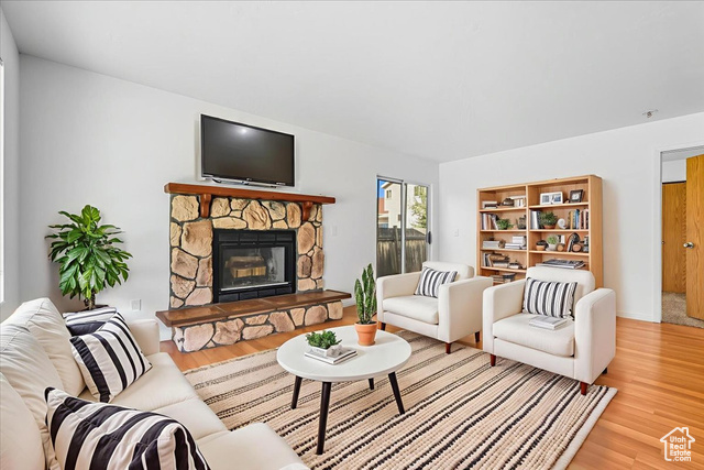 2933 S ROUNDTABLE RD, West Valley City UT 84120