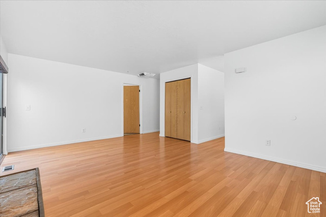Photo 7 for MLS #2115171 at 2933 S Roundtable Rd