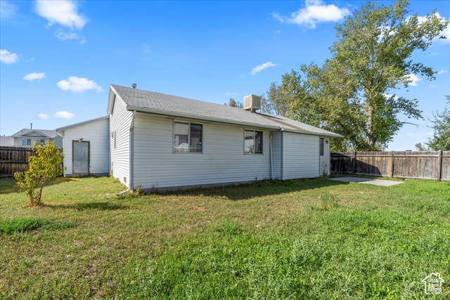Photo 27 for MLS #2115171 at 2933 S Roundtable Rd