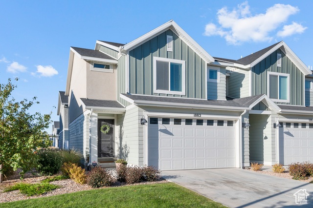 Photo 22 for MLS #2115176 at 1082 E Waterway Ln