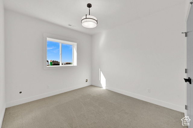 Photo 19 for MLS #2115182 at 710 E Mountain Road