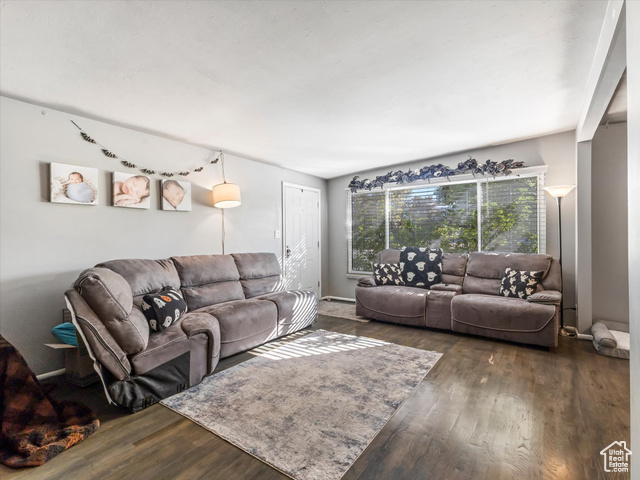 Photo 4 for MLS #2115185 at 1443 N 200 West