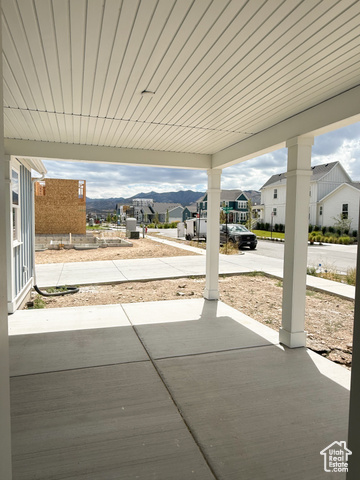 Photo 8 for MLS #2115186 at 7012 W Lake Ave