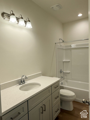 Photo 9 for MLS #2115186 at 7012 W Lake Ave