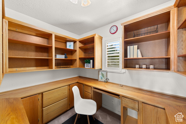 Photo 6 for MLS #2115205 at 180 N 1100 East #24