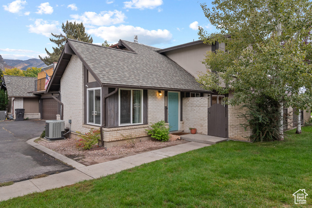 Photo 36 for MLS #2115211 at 3477 Brookside Dr