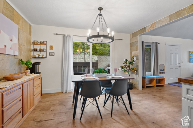 Photo 8 for MLS #2115211 at 3477 Brookside Dr