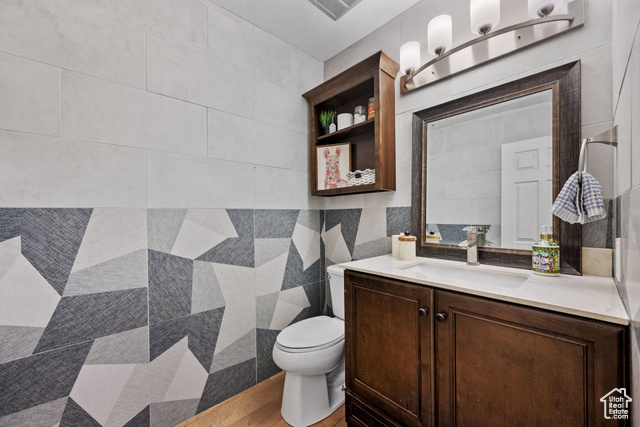 Photo 13 for MLS #2115211 at 3477 Brookside Dr
