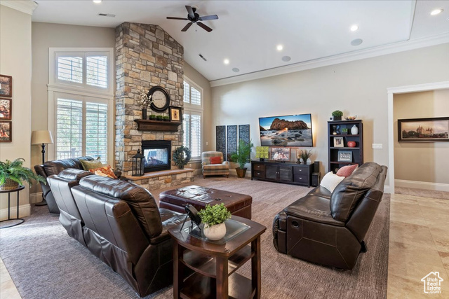 Photo 14 for MLS #2115231 at 1542 S Valley View Dr