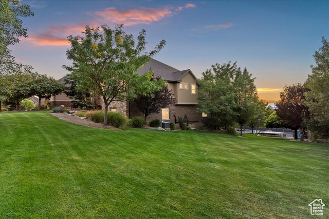 Photo 2 for MLS #2115231 at 1542 S Valley View Dr