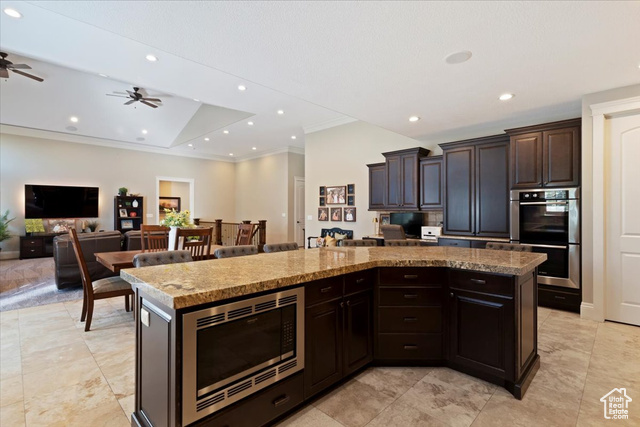 Photo 24 for MLS #2115231 at 1542 S Valley View Dr