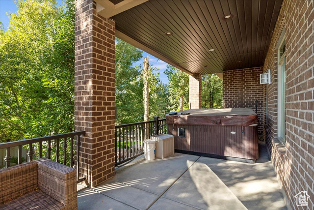Photo 51 for MLS #2115231 at 1542 S Valley View Dr