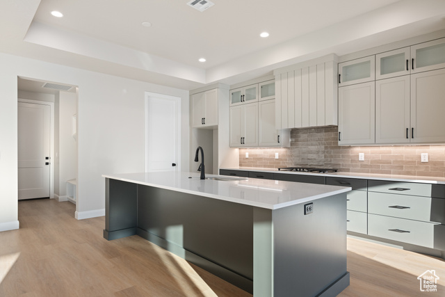 Photo 5 for MLS #2115233 at 1545 Daylight St #129