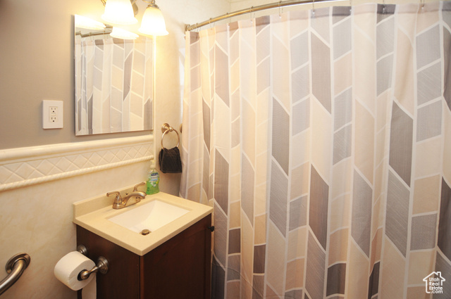 Photo 12 for MLS #2115324 at 1107 Jefferson Ave