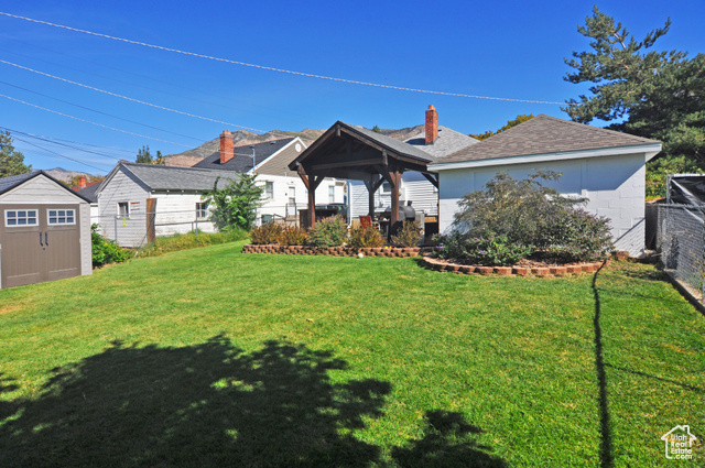 Photo 21 for MLS #2115324 at 1107 Jefferson Ave