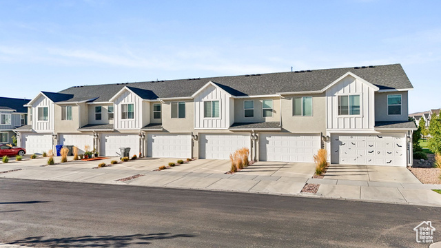 Photo 3 for MLS #2115338 at 1086 E Seaside St