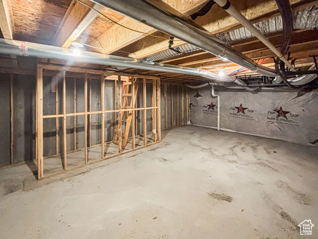 Photo 23 for MLS #2115338 at 1086 E Seaside St