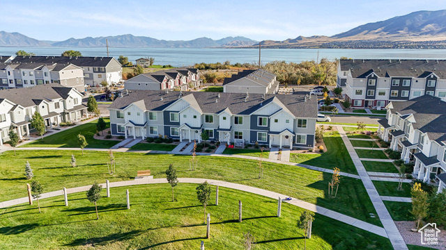 Photo 18 for MLS #2115338 at 1086 E Seaside St