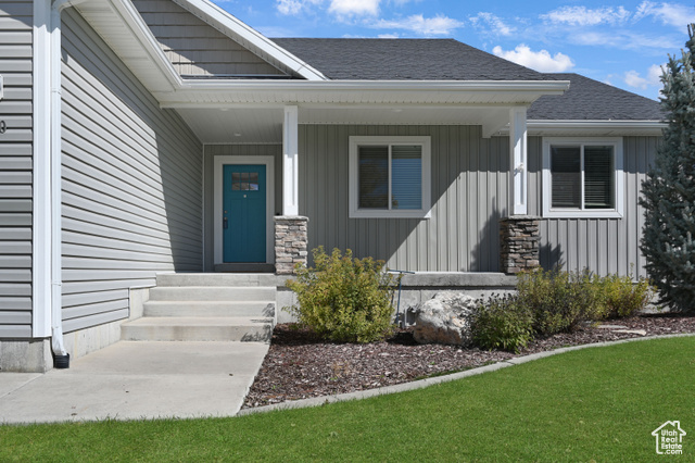 Photo 4 for MLS #2115340 at 590 N Cherry Ln