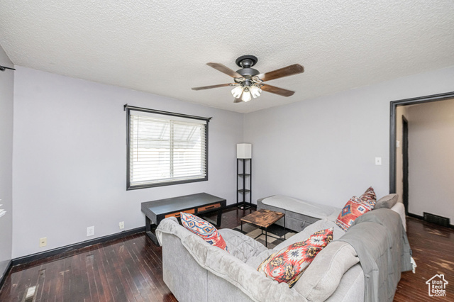 Photo 4 for MLS #2115349 at 762 W 300 North