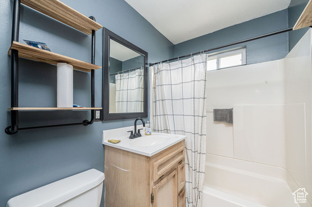 Photo 6 for MLS #2115349 at 762 W 300 North