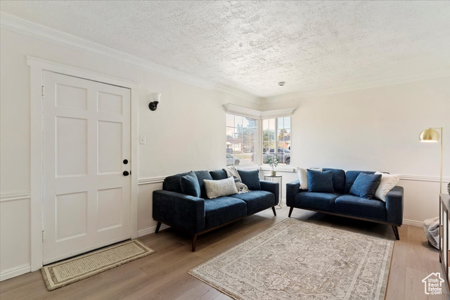 Photo 4 - 126 Ross Dr, Clearfield UT 84015