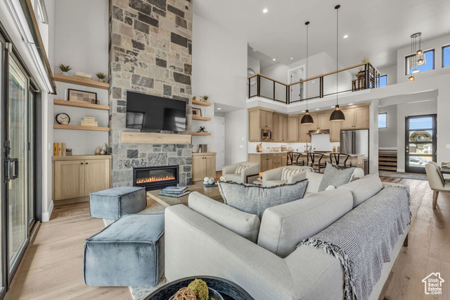Photo 4 for MLS #2115360 at 9516 N Bergtop Loop #182