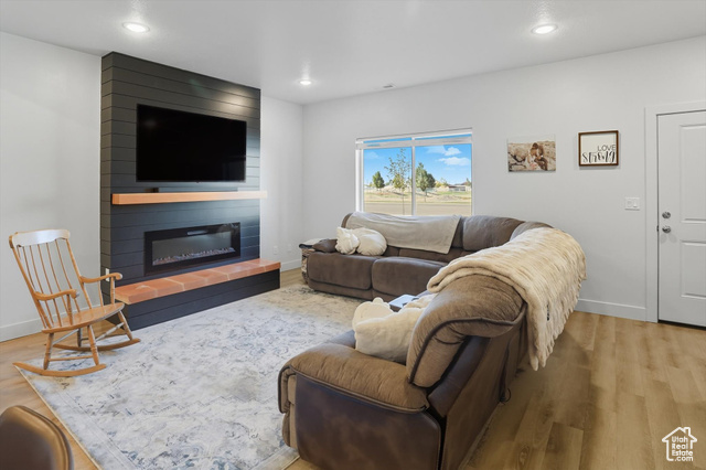 Photo 6 for MLS #2115362 at 1573 E 320 South