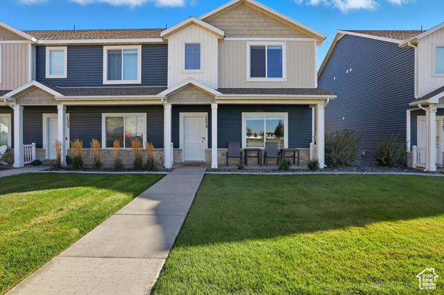 Photo 3 for MLS #2115362 at 1573 E 320 South