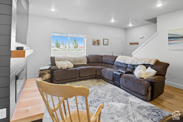 Photo 7 for MLS #2115362 at 1573 E 320 South