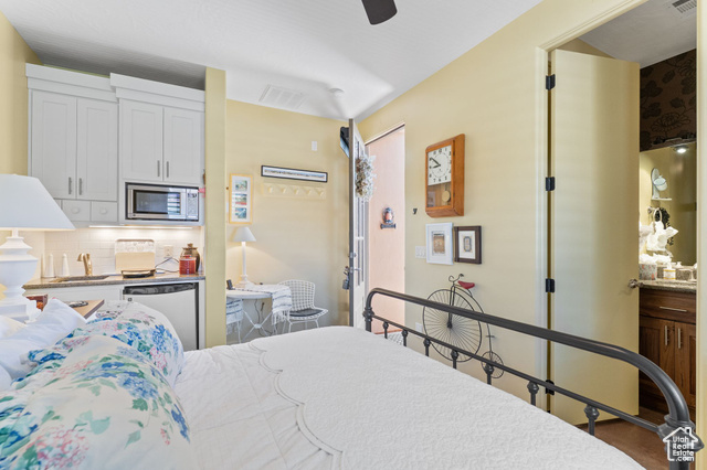 Photo 34 for MLS #2115398 at 2139 W Cougar Rock Cir #135
