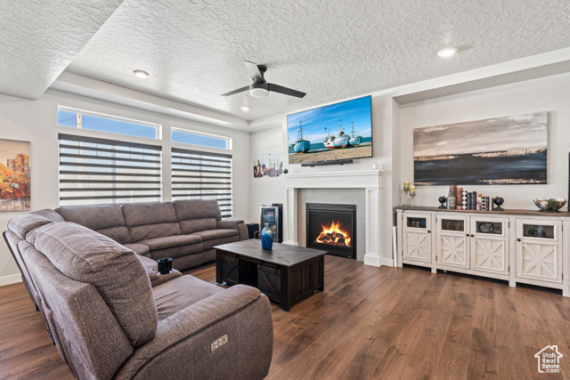 Photo 8 for MLS #2115407 at 4082 W Red Clover Dr