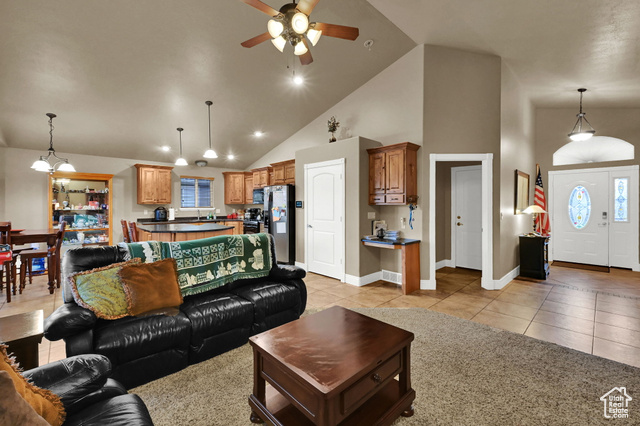 Photo 6 for MLS #2115414 at 871 W 3875 South
