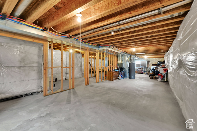 Photo 18 for MLS #2115414 at 871 W 3875 South