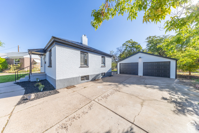 Photo 2 - 175 Ross Dr, Clearfield UT 84015