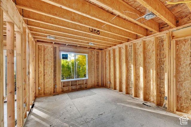 Photo 23 for MLS #2115421 at 4631 Falcon Cir