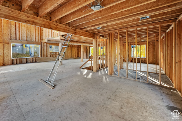 Photo 13 for MLS #2115421 at 4631 Falcon Cir
