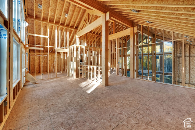 Photo 17 for MLS #2115421 at 4631 Falcon Cir