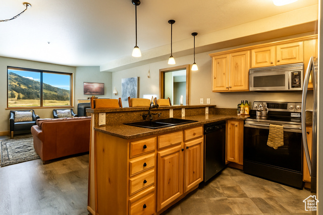 Photo 4 for MLS #2115426 at 2669 Canyons Resort Dr #312