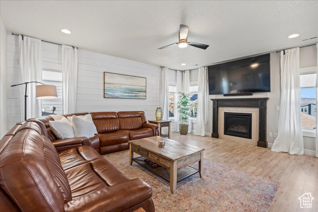 Photo 10 for MLS #2115433 at 4472 W Birkdale Dr