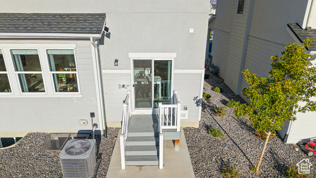 Photo 24 for MLS #2115435 at 855 N Hilltop Dr