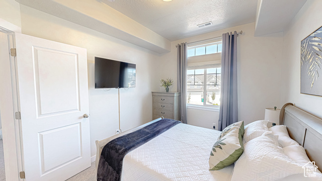 Photo 16 for MLS #2115435 at 855 N Hilltop Dr
