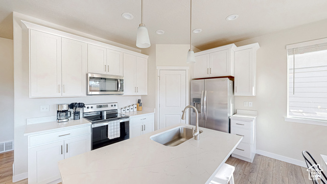 Photo 2 for MLS #2115435 at 855 N Hilltop Dr